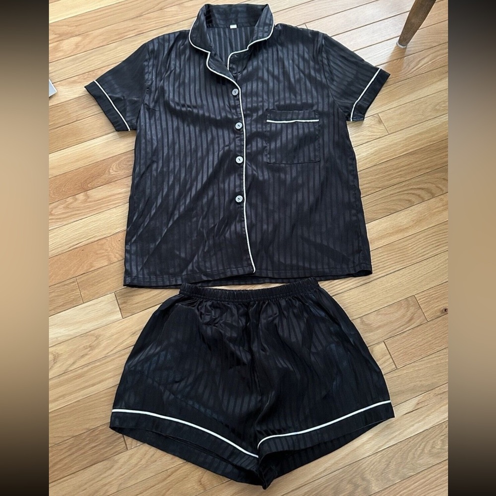 Black Striped Satin Pajama Set Short Sleeve With Shorts Size M